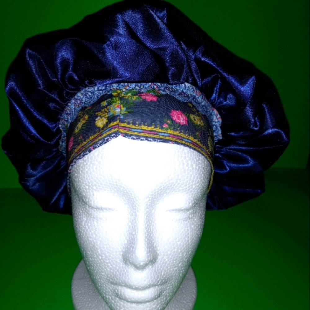 NWT NAVY BLUE BONNET